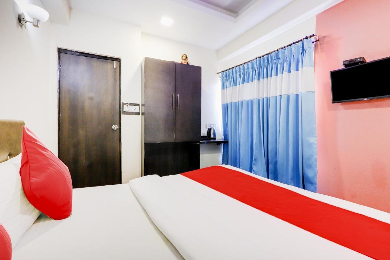 Oyo Hotel Dash Вадодара Екстериор снимка